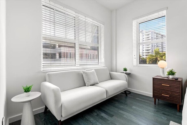 Building Photo - 1701 Alton Rd Unit SI ID1041732P