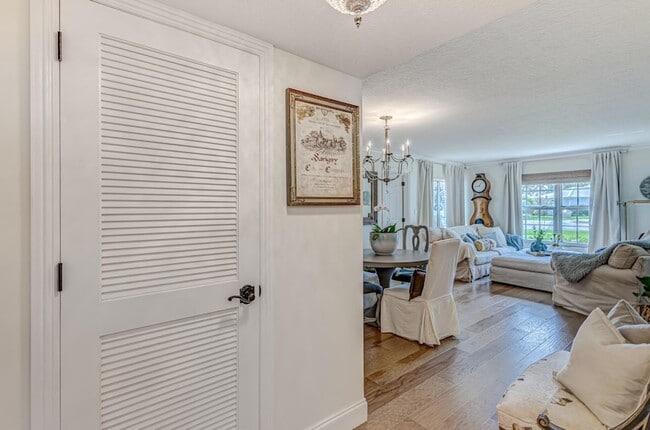 Photo - 5560 Tamberlane Cir Unit 127