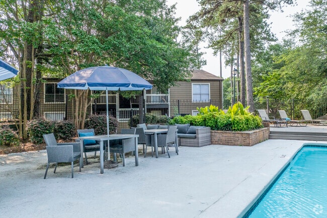 Sparkling Pool with Spacious Sundeck - Grove at St. Andrews