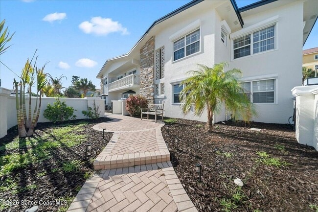 Building Photo - 154 Crescent Beach Dr Unit 7