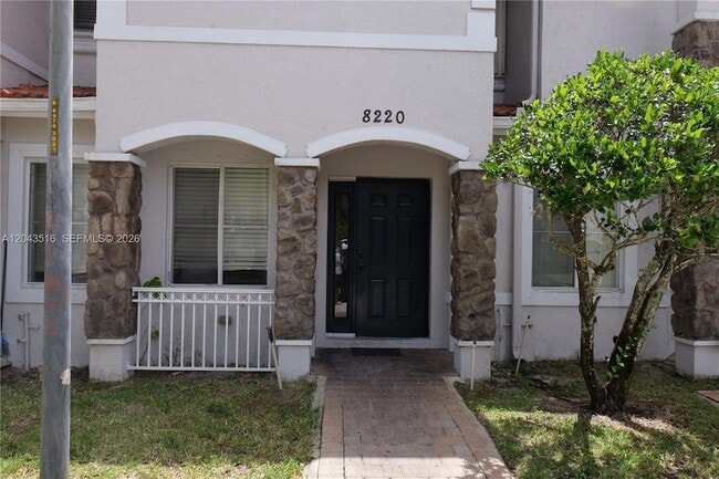 Building Photo - 8220 SW 25th Ct