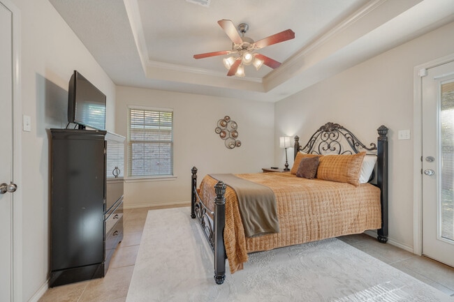 Building Photo - 214 Sterling St Unit ID1328049P