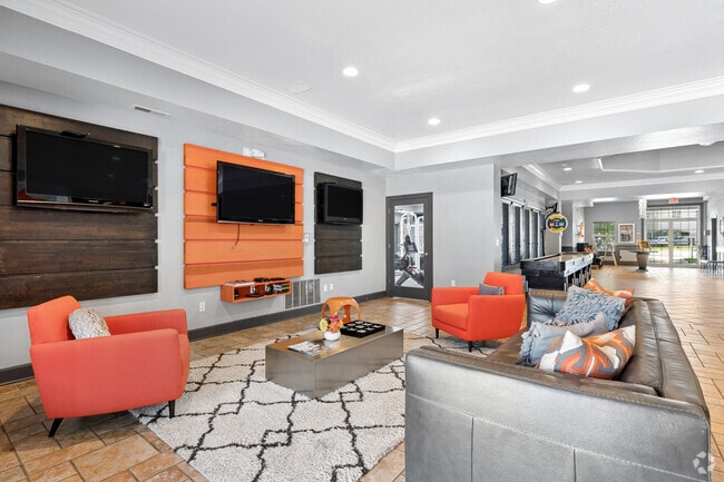 Interior Photo - Parkway Commons