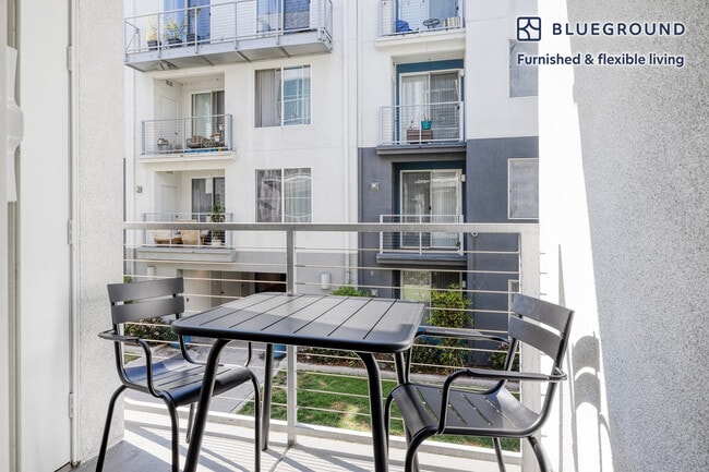 Photo - 5535 Westlawn Ave Unit SI FL2-ID647