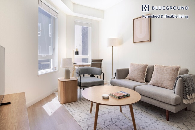 Building Photo - 100 Callan Ave Unit FL4-ID1929