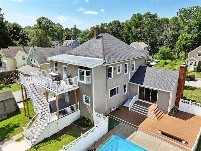 Photo - 90 Irving St