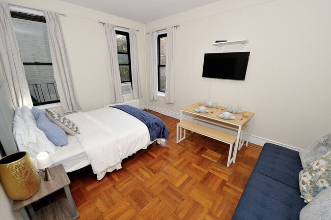 Photo - 414 E 77th St Unit ID1323972P