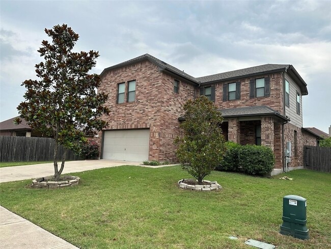 Building Photo - 1248 Hyde Park Dr