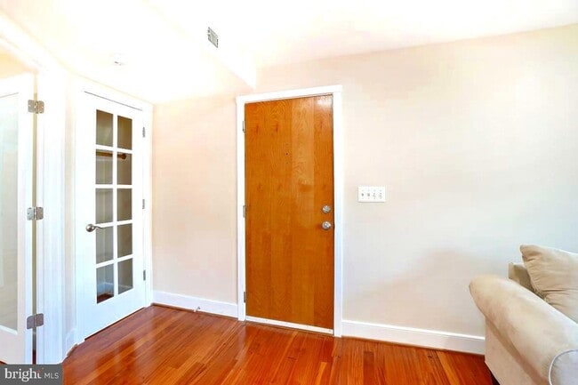 Photo - 610 Jefferson St NW Unit 101