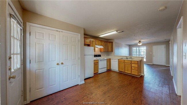 Photo - 1509 Hollow Hill Dr Unit A