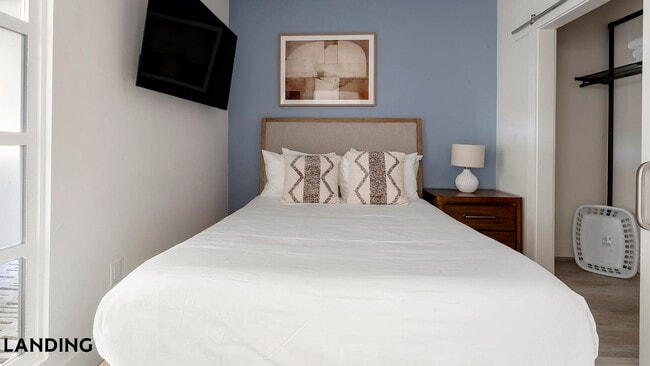 Photo - 2005 11th St NW Unit 202