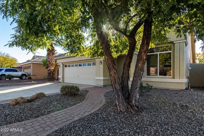 Building Photo - 1345 W Musket Way