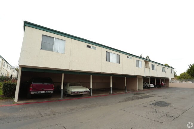 Photo - Foothill Courtyards