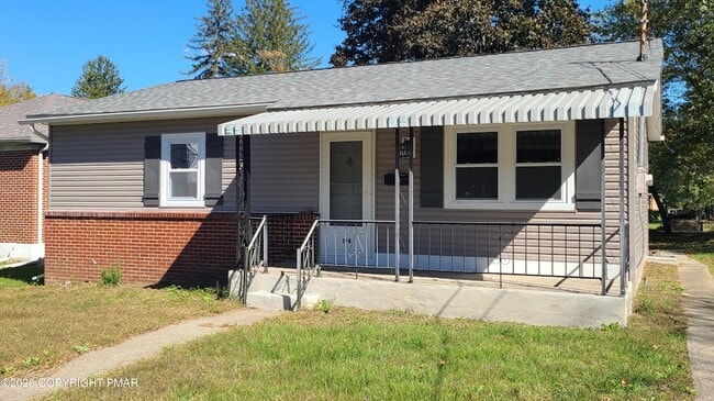 Building Photo - 194 Broad St