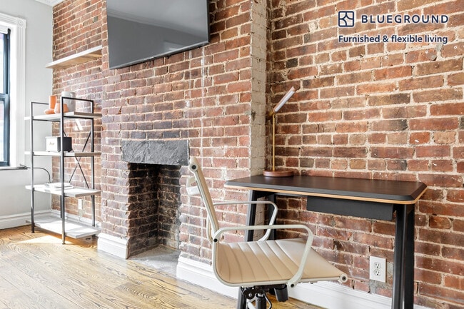 Photo - 273 W 10th St Unit FL4-ID897