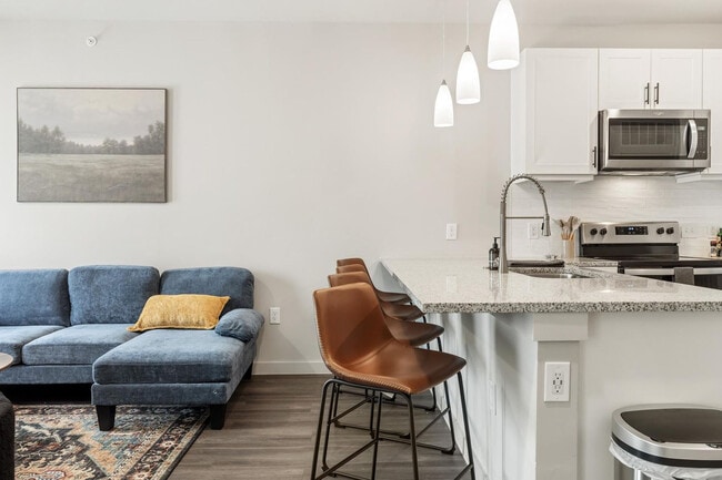 Building Photo - 5820 1/2 Cameron Rd Unit FL1-ID1303397P