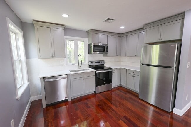 Photo - 70 Mt Hope St Unit 2