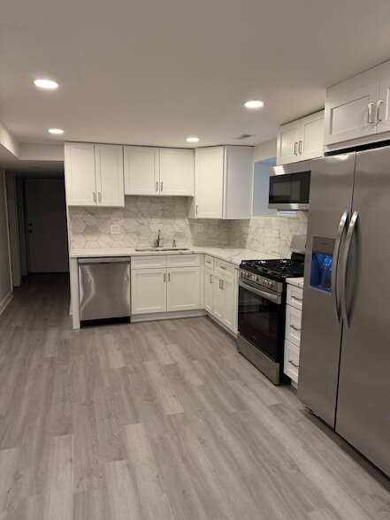 Photo - 8106 S Langley Ave Unit G