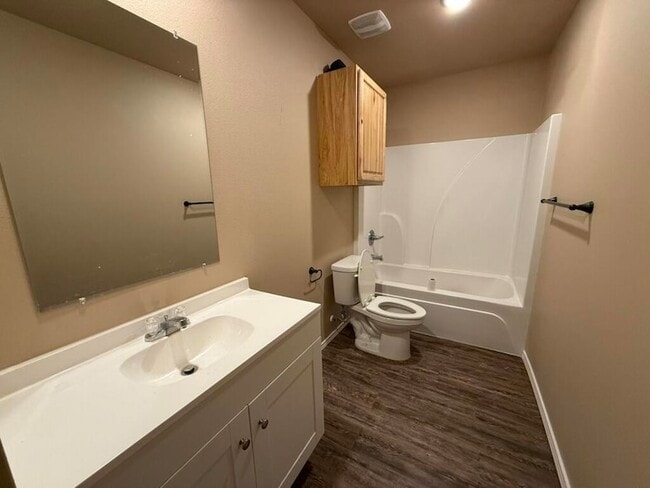 Photo - 3108 E Cornell St