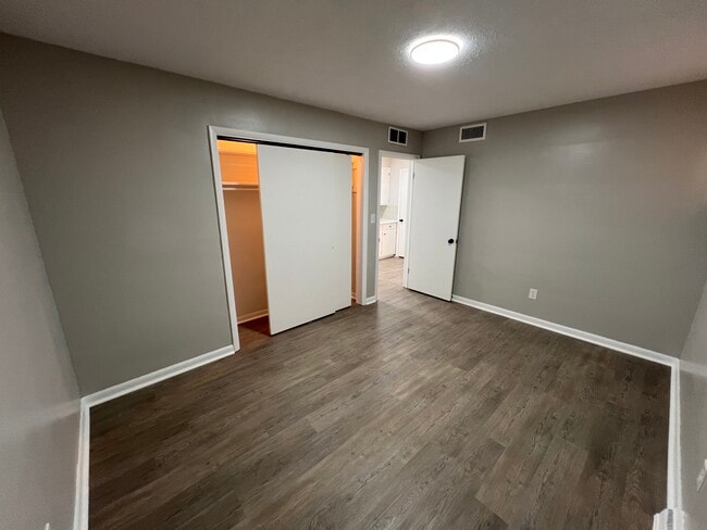 Photo - Cypress West Fairlawn Apartments