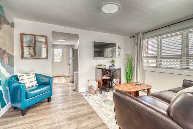 Building Photo - 2818 Rose Hill St Unit ID1324052P