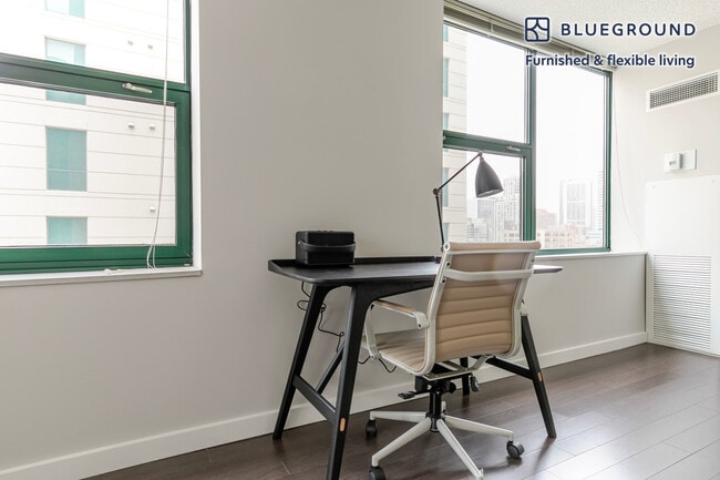 Photo - 77 W Huron St Unit SI FL9-ID1217