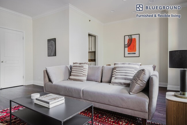 Photo - 200 E Chestnut St Unit SI FL10-ID1156