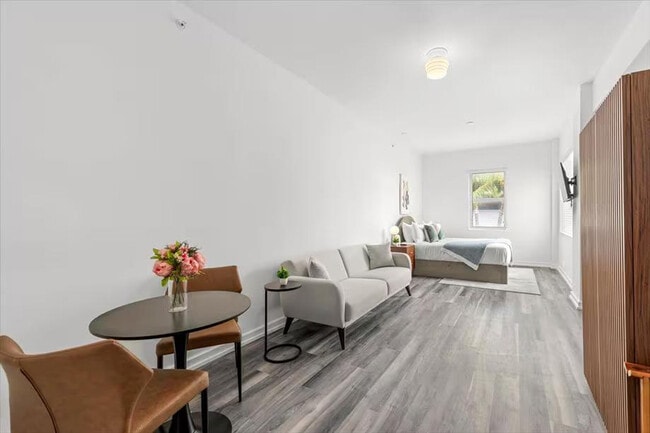 Building Photo - 1701 Alton Rd Unit ID1343793P