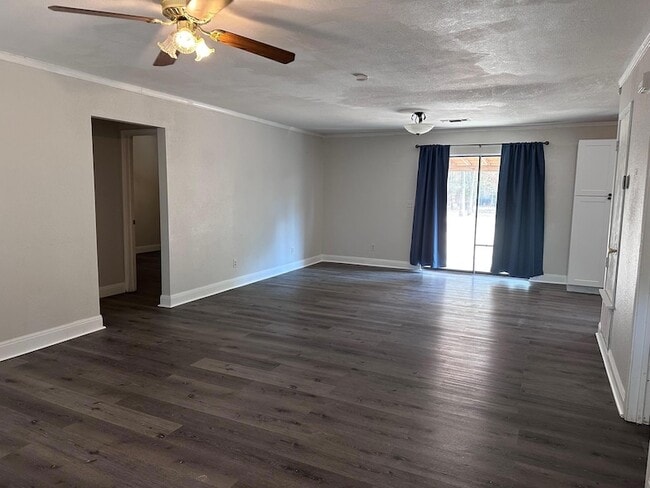 Photo - 298 Lamaloa Ln