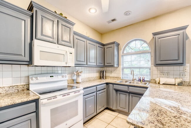 Photo - 1515 NW Bell Royal Ct Unit SI ID1314699P