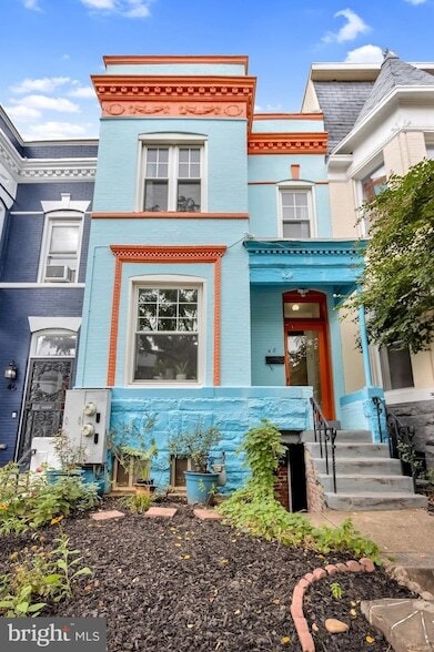 Photo - 48 Q St NE
