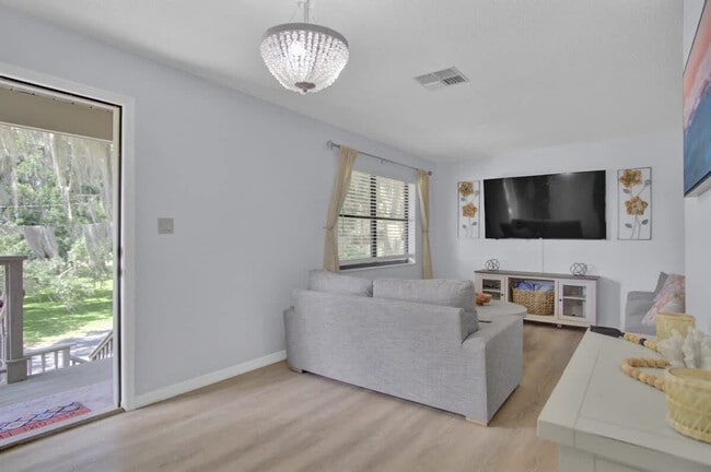 Photo - 1045 N Cres Dr Unit ID1250622P