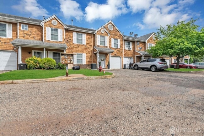 Photo - 19 Delavan Ct