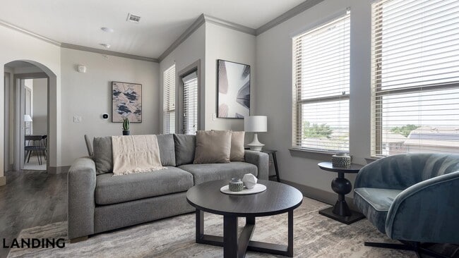 Building Photo - 12500 Shadowglen Trce Unit 1304