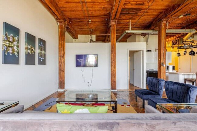 Photo - 227 Iron St Unit SI ID1438330P