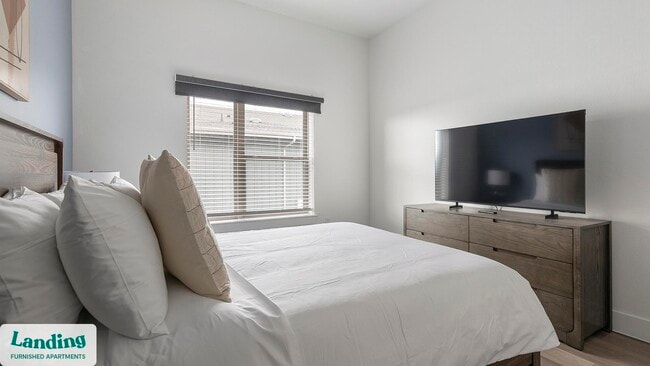 Photo - 116 Talon Grasp Trail Unit 6304