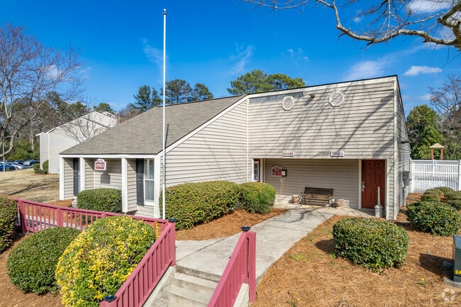 Building Photo - Kendall Place