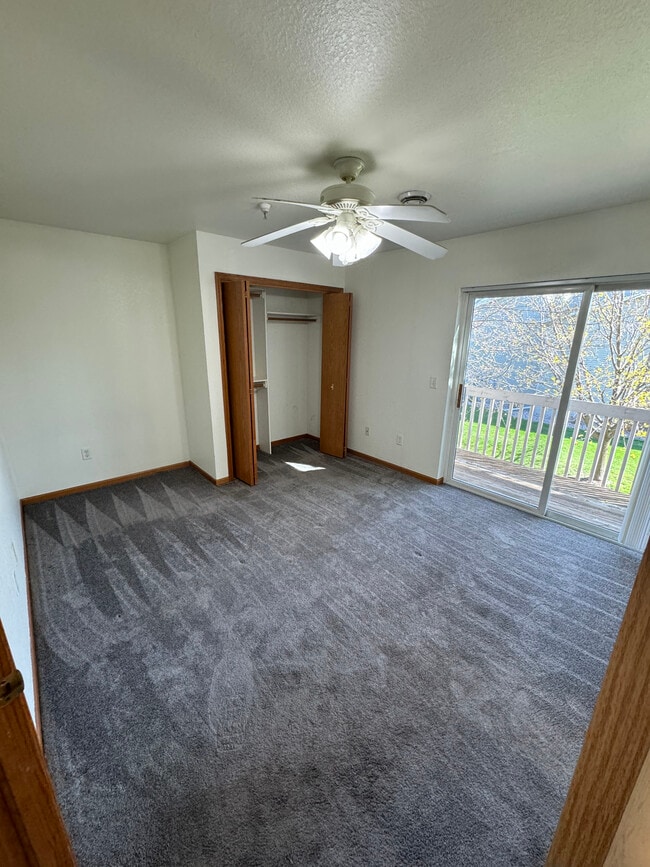 Photo - Silver Drive Apartments