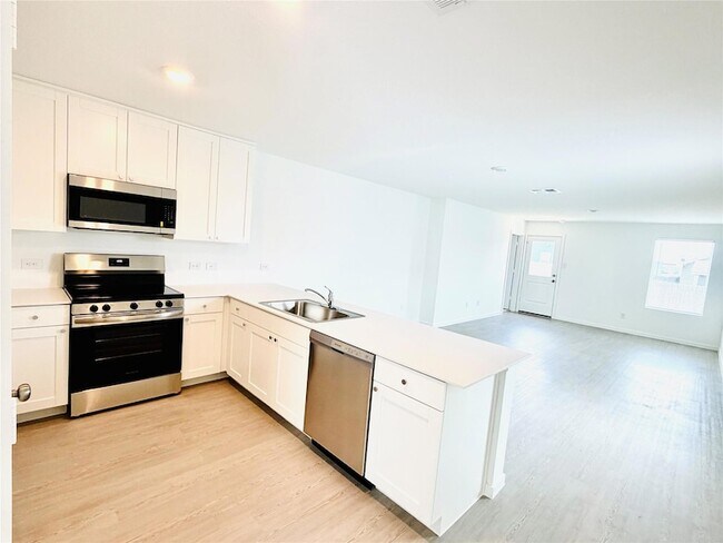 Photo - 449 Jones Bch Ln