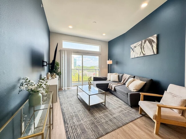 Photo - 2901 Indiana St Unit ID1285566P