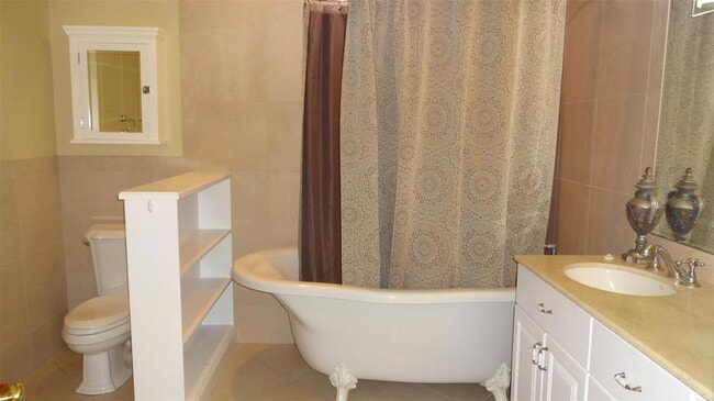 Photo - 1144 Delaney Ave