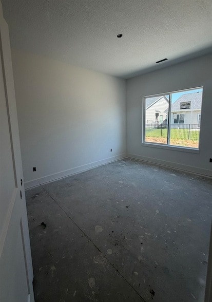 Photo - 1010 N Kansas St