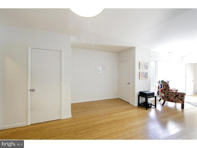 Photo - 447 Fairmount Ave Unit A