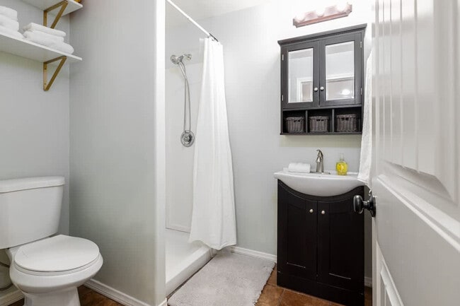 Photo - 722 Arbuckle Pl Unit ID1292583P