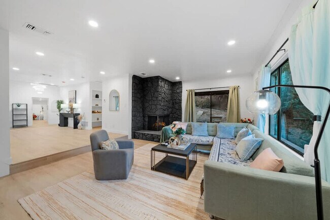 Photo - 5048 Bluff Pl Unit SI ID1465025P