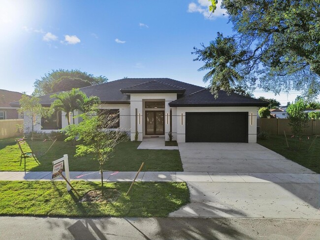 Photo - 621 NW 42nd Ave