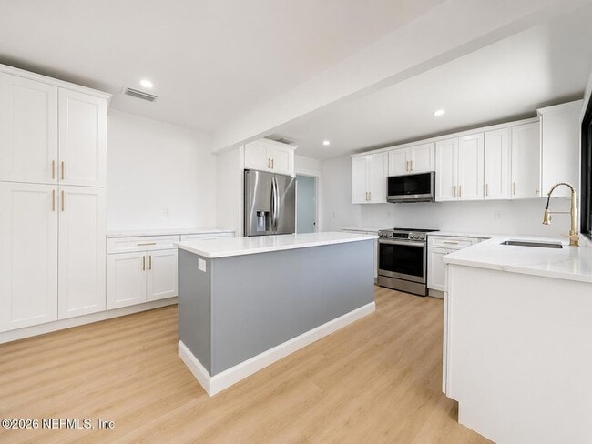 Photo - 5419 4th St