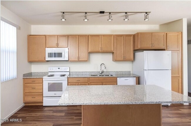 Photo - 16965 W Van Buren St Unit 3