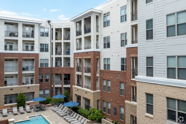 Photo - Elan City Center