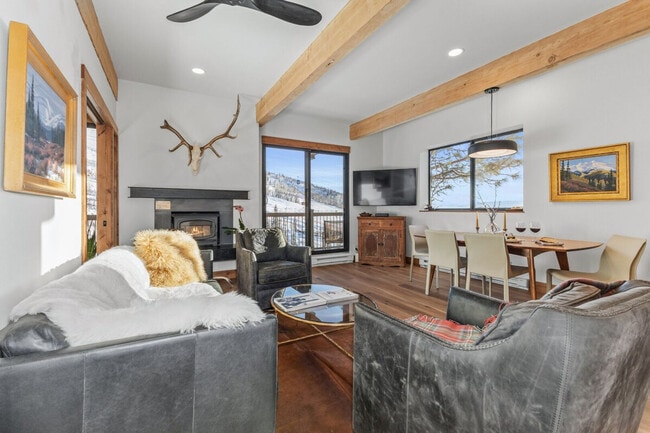 Building Photo - 2395 Storm Meadows Dr Unit SI ID1564321P